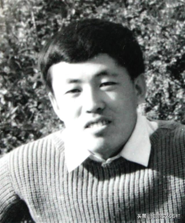 严厉父爱像什么（仿写句子父爱像什么）