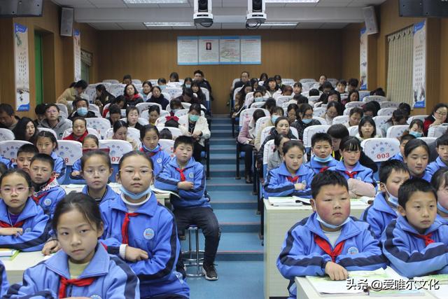 一年级暑假特色作业设计方案（四年级数学暑假作业设计方案）