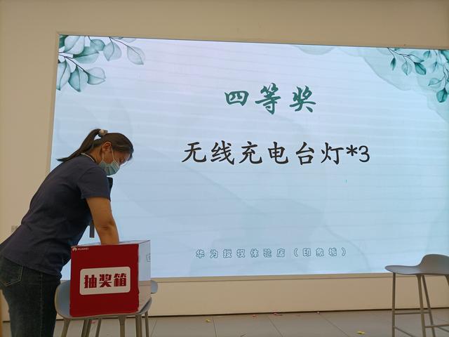 谁是卧底的词语有难度的（谁是卧底的词语怎么写）