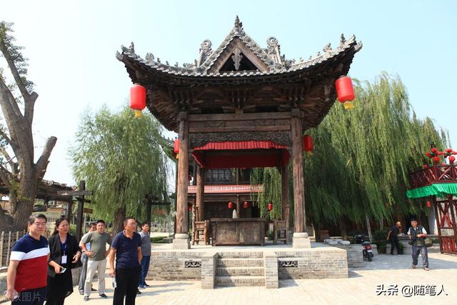 水浒传人物性格特点以及主要事迹100字（水浒传人物性格特点以及主要事迹作文）