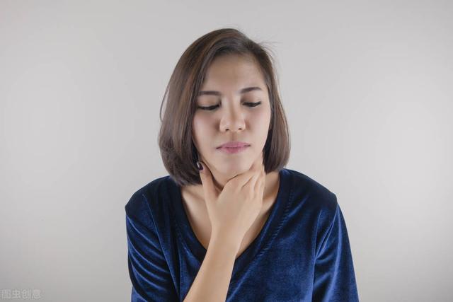 我和同事（办公室情缘：我与35岁美女同事的一段情缘）