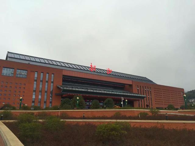 走进韶山毛泽东故居 参观伟大领袖的故乡