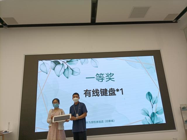 谁是卧底的词语有难度的（谁是卧底的词语怎么写）