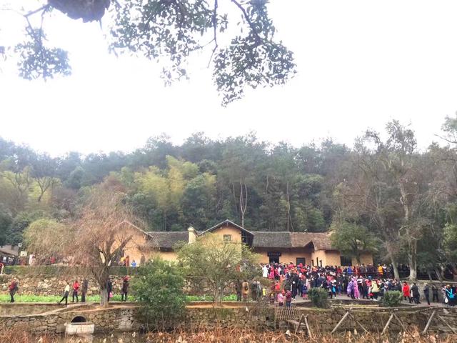 走进韶山毛泽东故居 参观伟大领袖的故乡