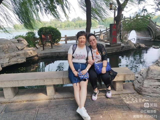 学校的哪个角落有我们的足迹（我们的足迹教案）