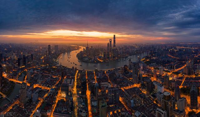 火烧云ppt背景图片（火烧云ppt课件部编版）