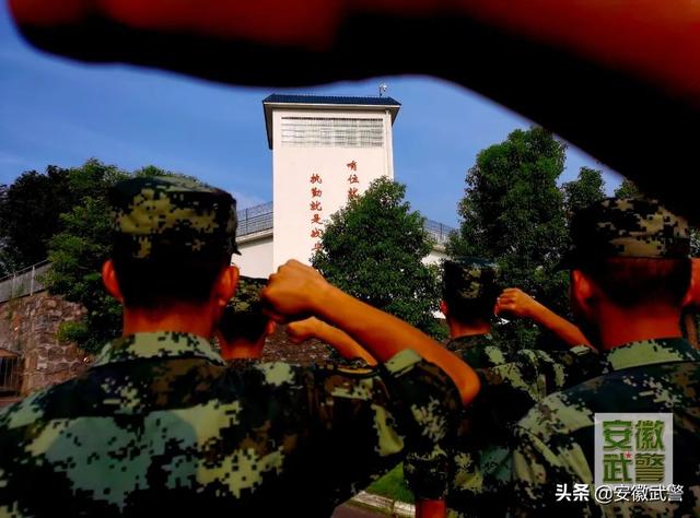 兵哥干死我（平凡铸就伟大！且看兵哥哥不一般的“夜生活”）