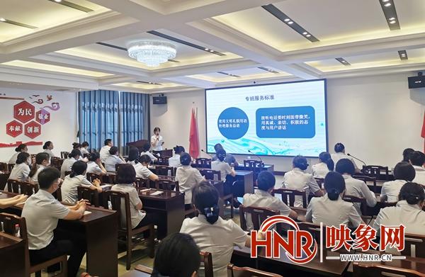 加油站服务礼仪培训内容（餐厅服务礼仪培训内容）