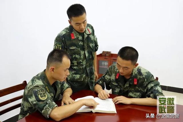 兵哥干死我（平凡铸就伟大！且看兵哥哥不一般的“夜生活”）