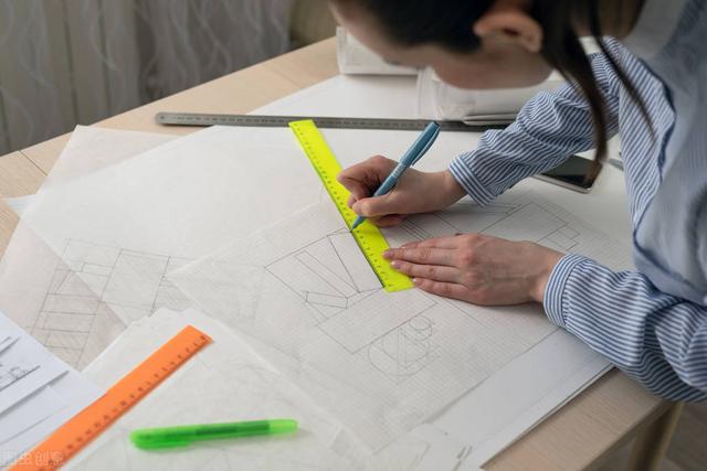教材的作用和地位（如何发挥教材的作用）