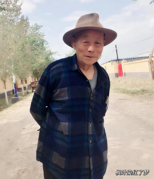 快乐的父女拍档作文（快乐的父女俩说说）