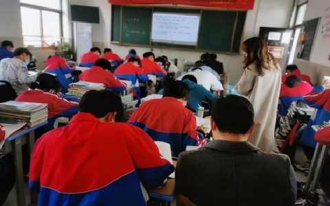 语文公开课简报（幼儿园公开课简报）