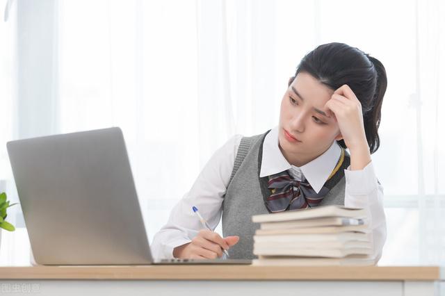 大学活动策划书模板范文（大学活动策划书应急预案）
