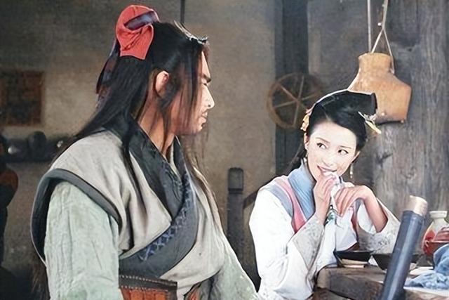 金瓶梅我是武松，我嫂子潘金莲爱上了我，还骂我，我却无言以对