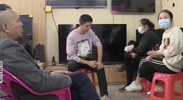 公大笑乐的公，公大笑乐的公大是什么意思