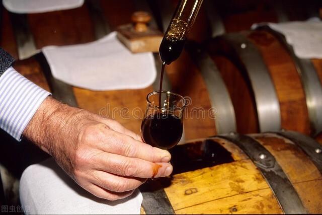 酸的分类方法和依据，盐酸硫酸硝酸磷酸氢硫酸的分类方法和依据