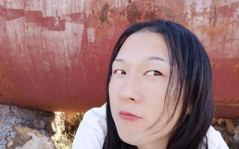 这些不是我的眼睛用英语怎么说，我喜欢你的眼睛因为你的眼睛里有我用英语怎么说