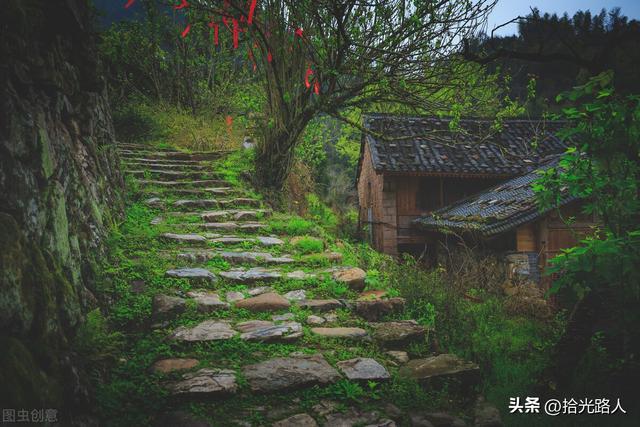 安于现状是什么意思，不甘现状又安于现状是什么意思