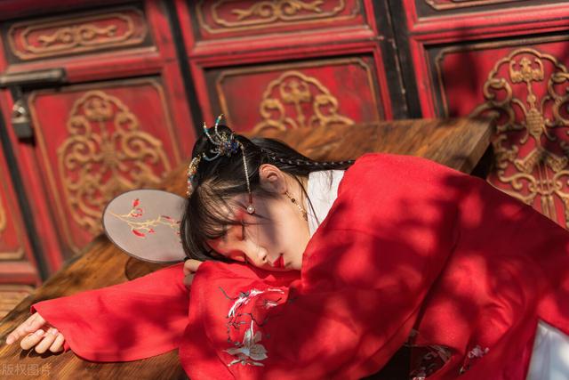 短篇故事大全_睡前故事男朋友，短篇故事大全睡前故事给女朋友！