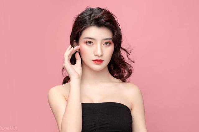 真实记录我和楼上单亲妈妈的情感故事——云涵、云郁洁