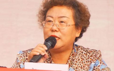 行为养成教育主题班会，行为养成教育主题班会教案ppt！