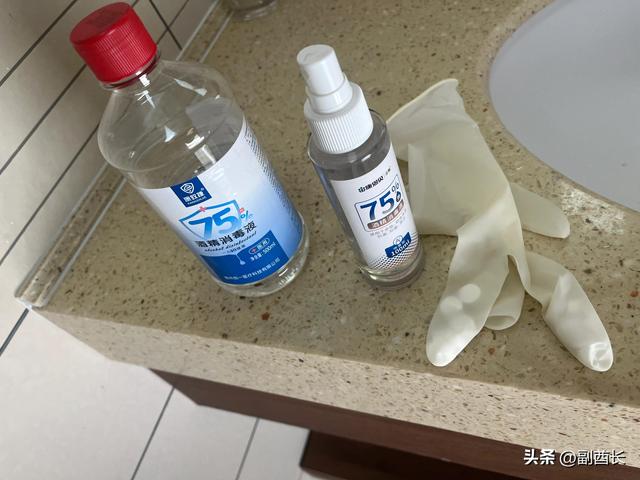 酒店服务员的心得体会怎么写简短，酒店服务员心得体会怎么写500字！
