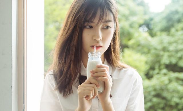 小说赵四听到隔壁屋的声音不禁跟他婆娘吹起牛来