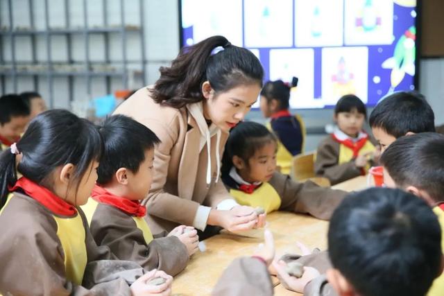 教师个人发展目标简短2021，教师个人发展目标简短2020！