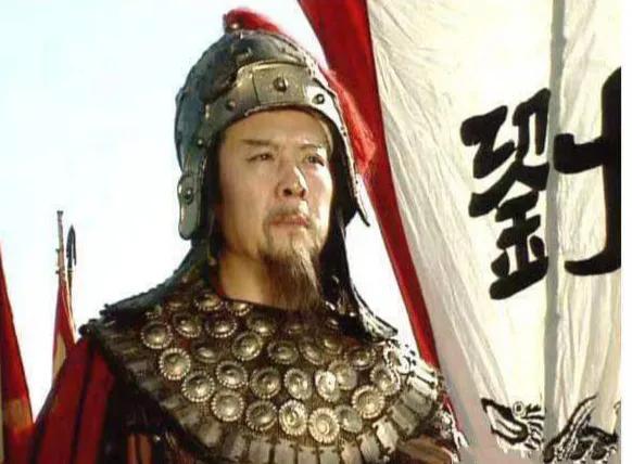对曹操的评价100字作文，曹操评价1000字！
