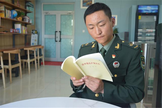 个人自传入党范文3000字，个人自传入党范文3000字怎么写！