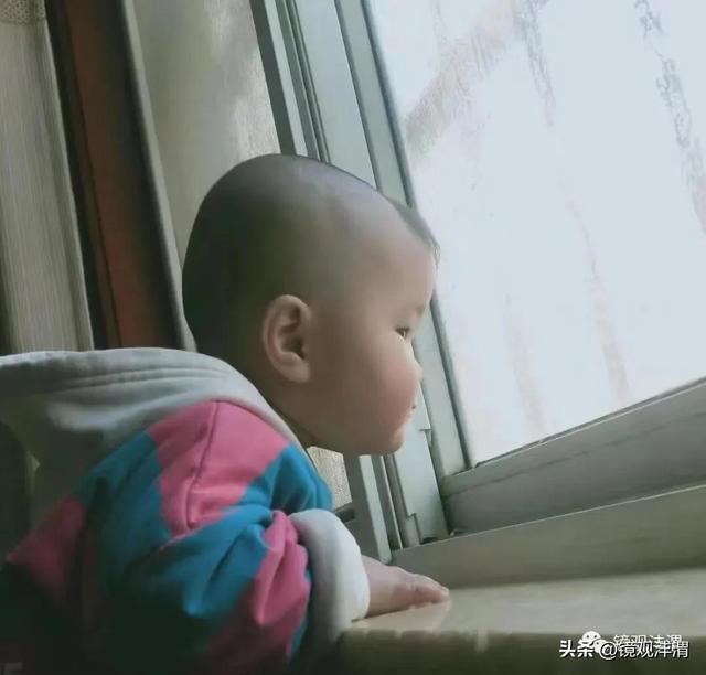 齐秦外面的世界很精彩外面的世界很无奈，外面的世界很精彩,外面的世界很无奈是什么意思