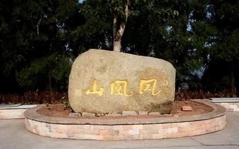 有关秋天的作文500字，三年级关于秋天的作文200字