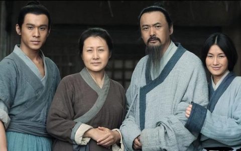 赵氏孤儿的故事简介，赵氏孤儿的故事简介50字